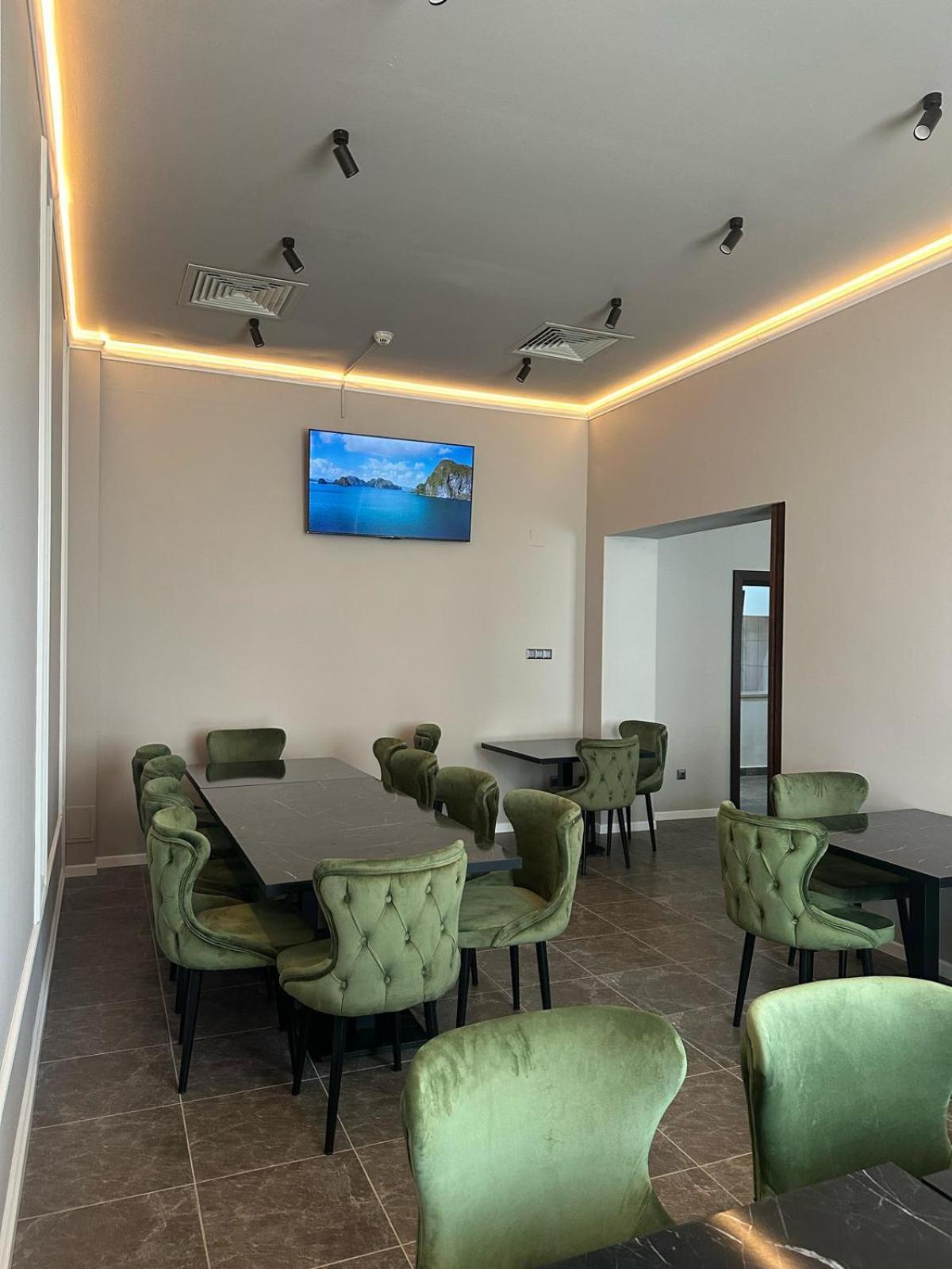 Coliseum Hotel Calafat Ngoại thất bức ảnh