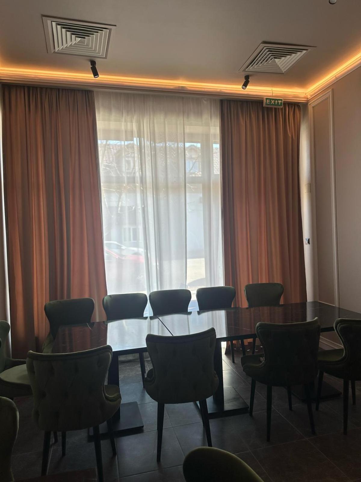 Coliseum Hotel Calafat Ngoại thất bức ảnh