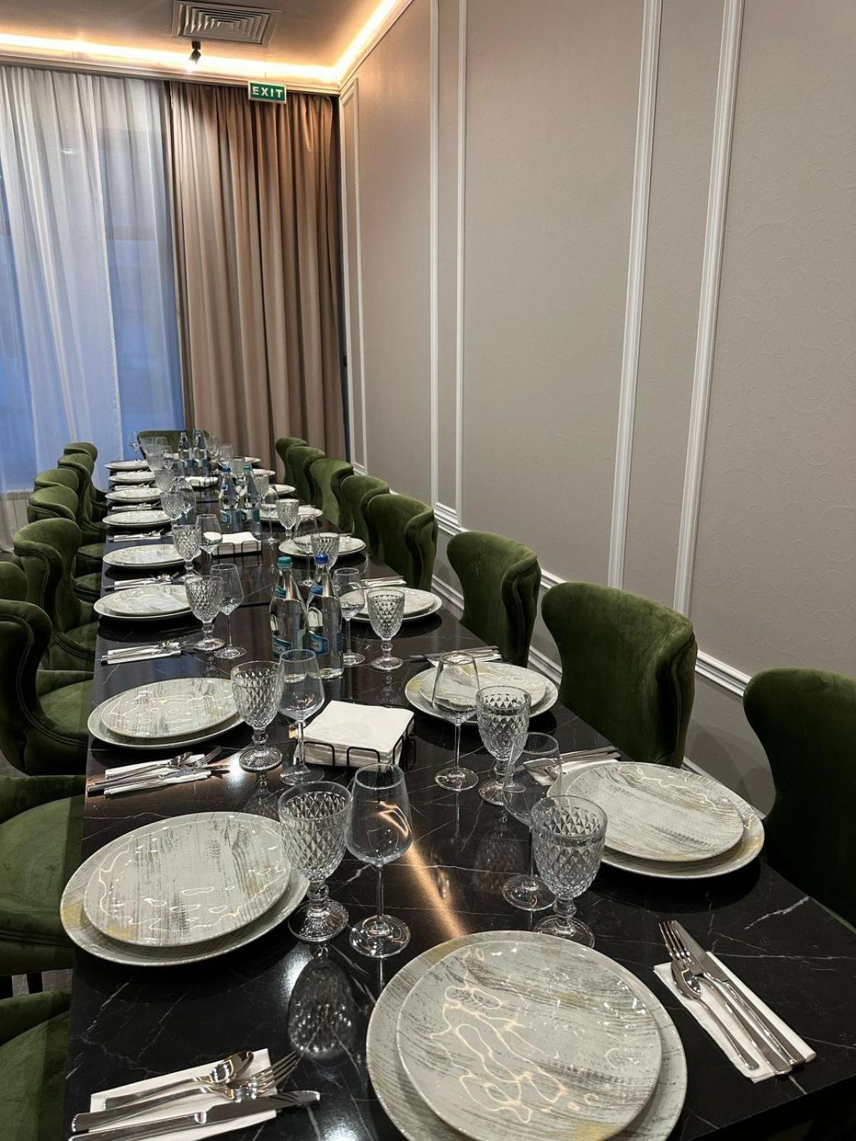 Coliseum Hotel Calafat Ngoại thất bức ảnh